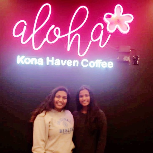 Meet your Posher, Divija - Picture 1 of 1